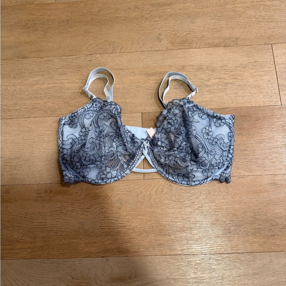 Victoria’s Secret Dream Angels Unlined Bra